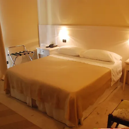 Della Ceramica 3*
