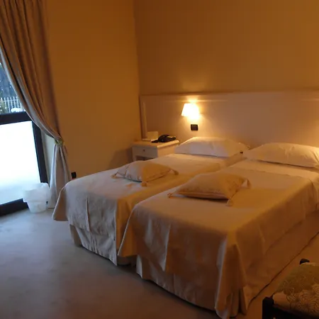 Hotel Della Ceramica 3*