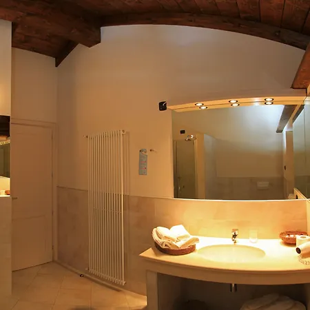 ホテル Della Ceramica Villanova Mondovì