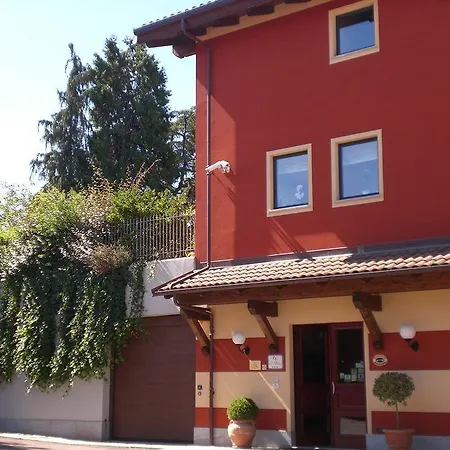 ホテル Della Ceramica Villanova Mondovì