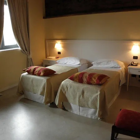 Della Ceramica Hotel 3*