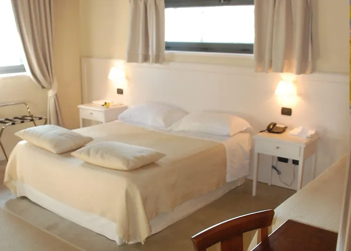 Della Ceramica Hotel 3*