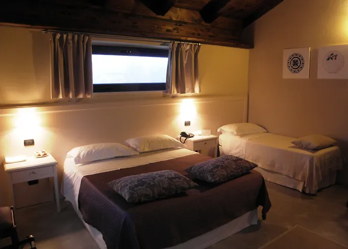 Della Ceramica Hotel Villanova Mondovì