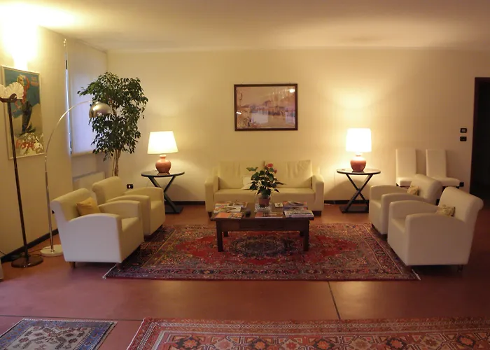 Della Ceramica Hotel Villanova Mondovì